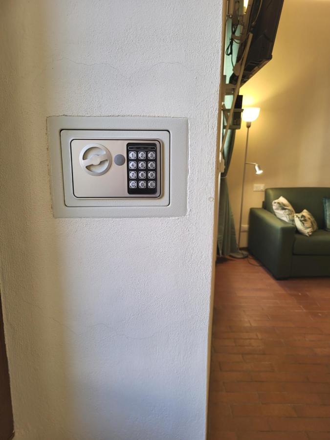 Mono Arnaldo Apartment เบรเชีย ภายนอก รูปภาพ